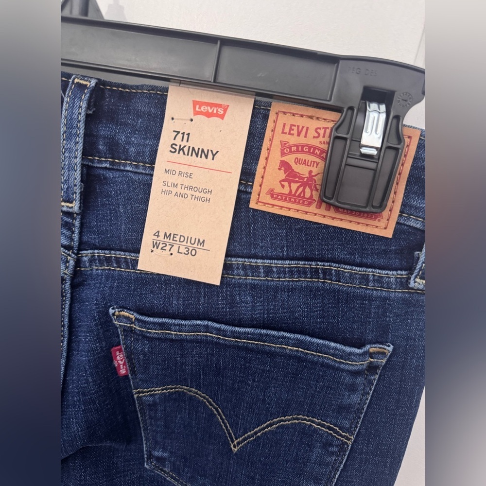 Levi’s jeans - Picture 8 of 8